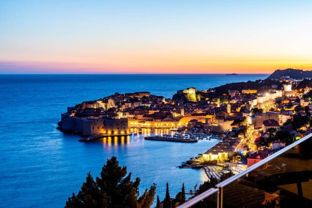 New&stunning Luxury 5* Miss Perfect Apartman