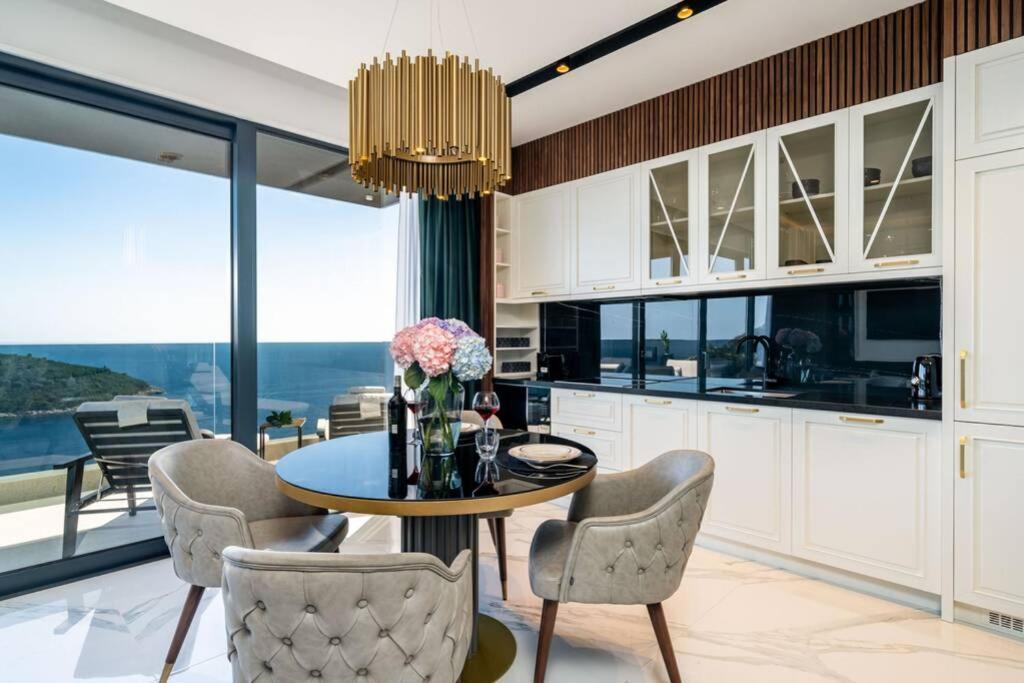 New&stunning Luxury 5* Miss Perfect Apartman